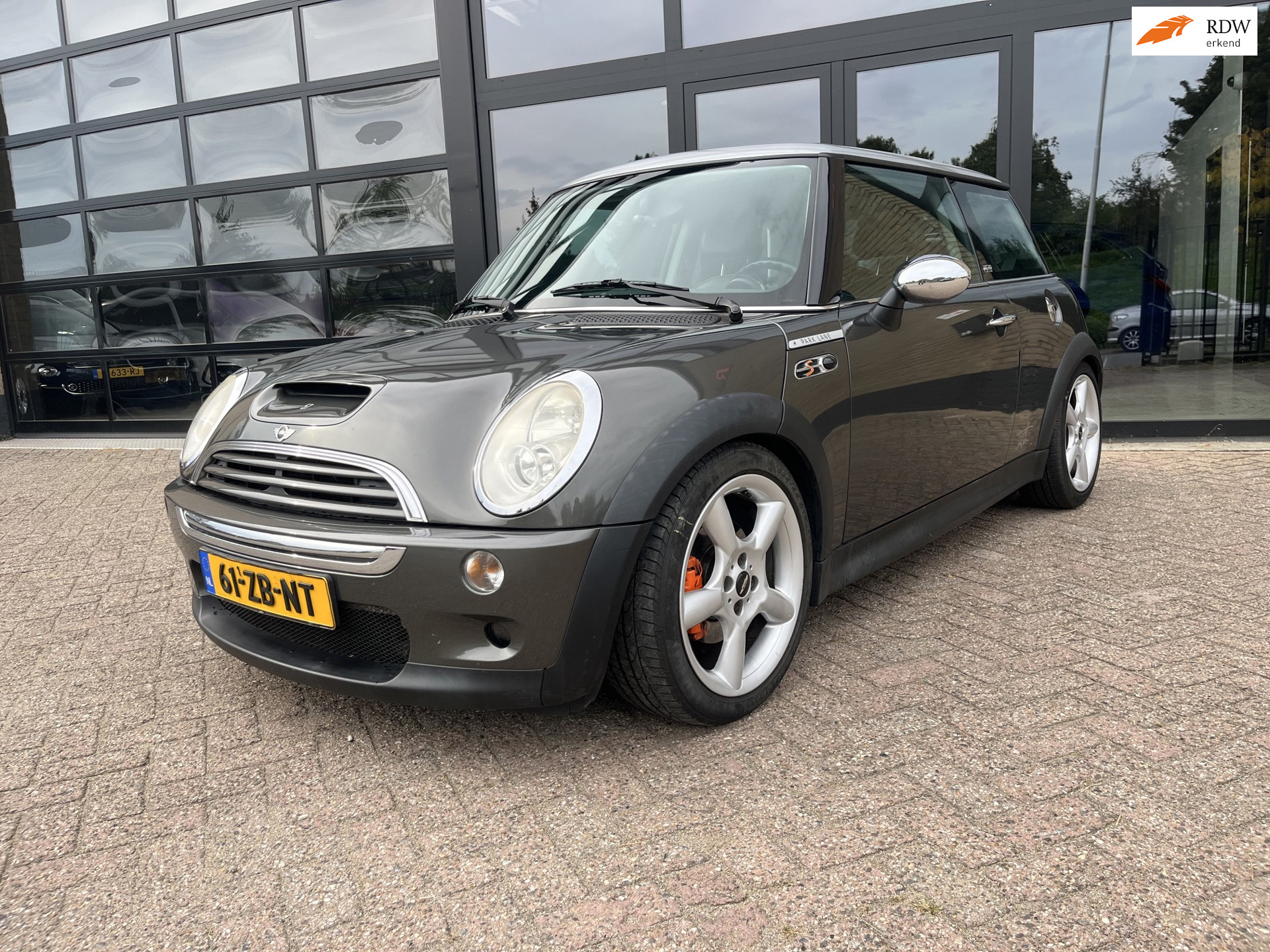 Mini Mini Cooper S 1.6 Cooper S Chili , Park-Lane , Leer 2005 - voorkant