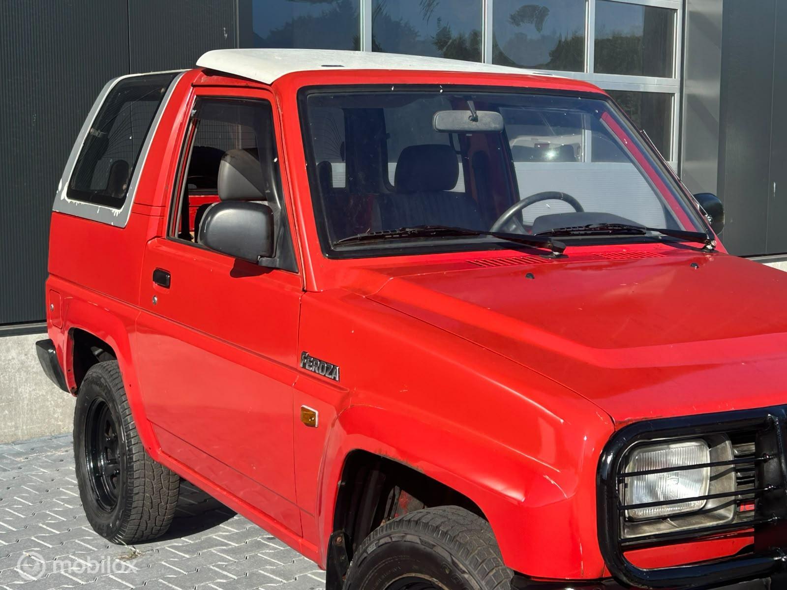 Foto van Daihatsu Feroza Cabrio-top Inj.
