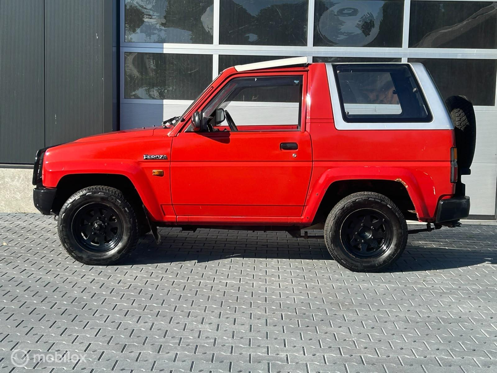 Foto van Daihatsu Feroza Cabrio-top Inj.