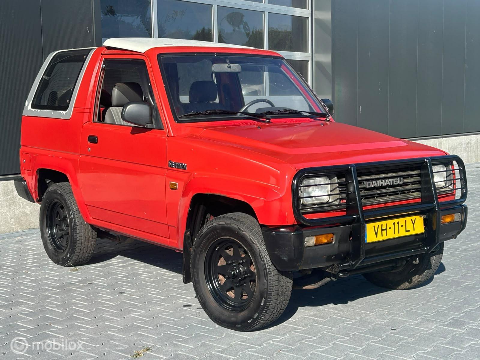 Foto van Daihatsu Feroza Cabrio-top Inj.