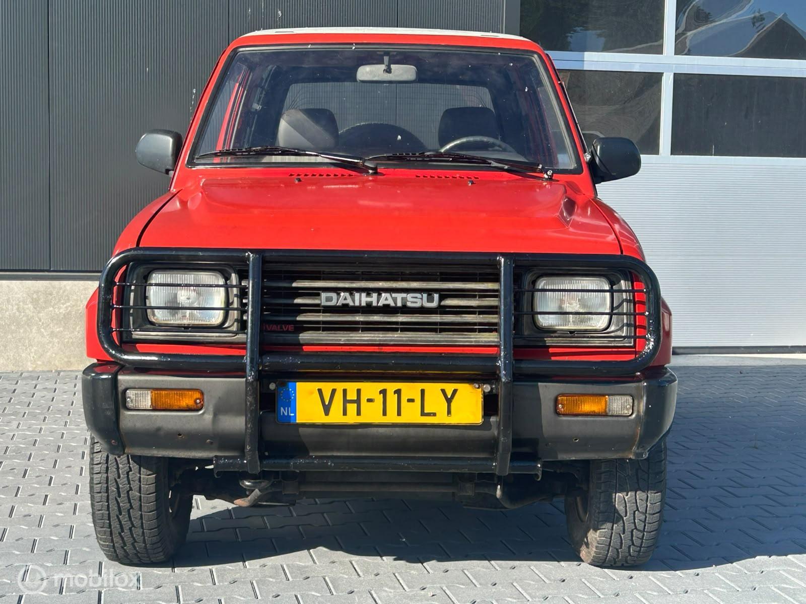 Foto van Daihatsu Feroza Cabrio-top Inj.
