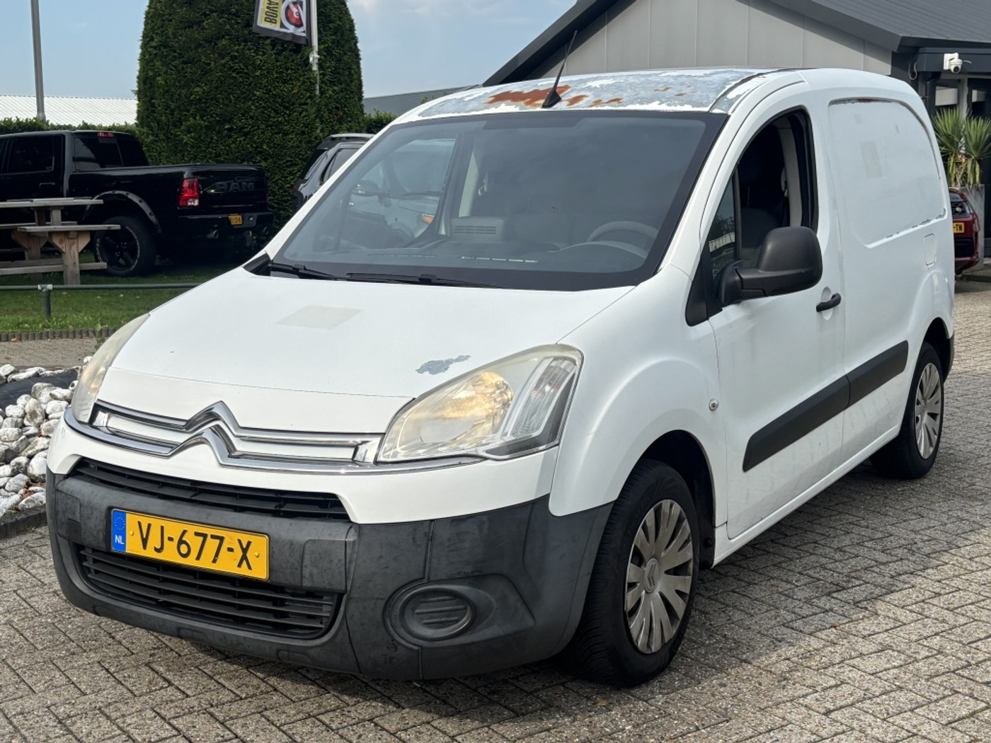 Citroen Berlingo 1.6 HDI 500 2014 Wit MARGE Airco Navi 3-Zits 2014 - voorkant