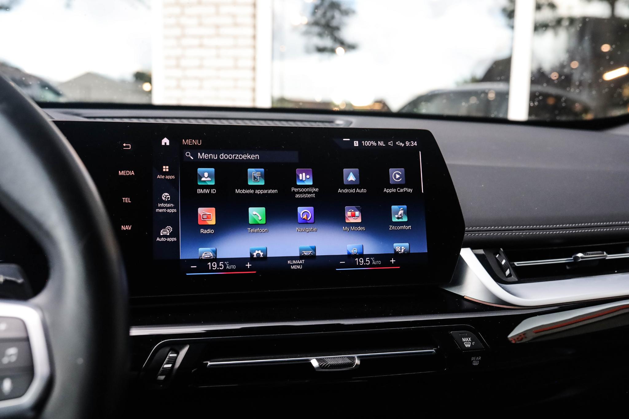 Foto van BMW X1 Sdrive18i