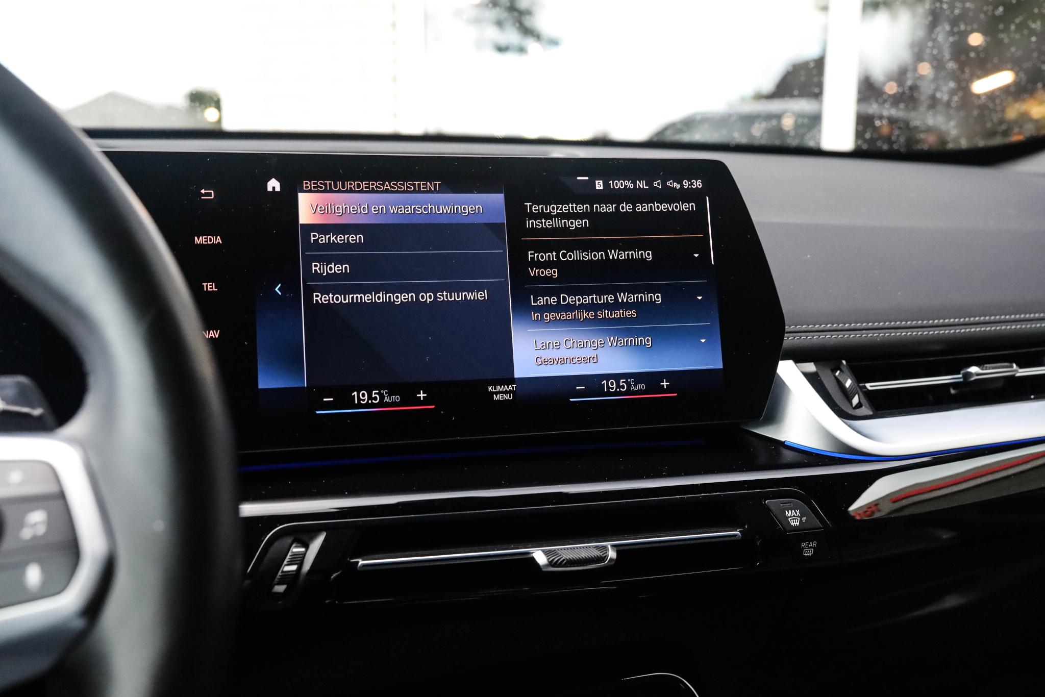 Foto van BMW X1 Sdrive18i