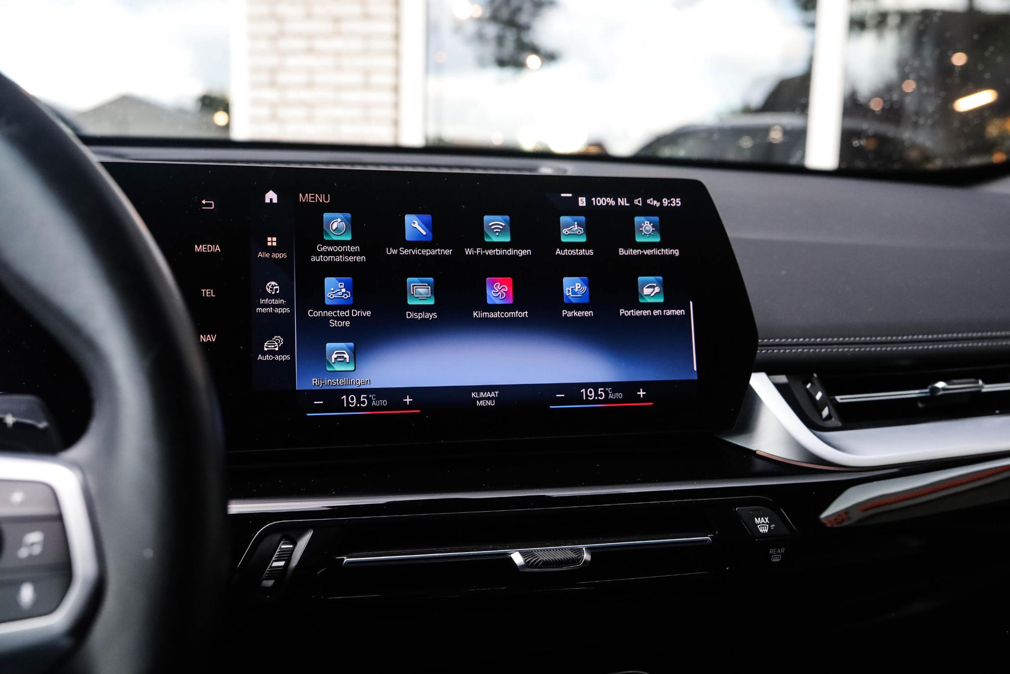 Foto van BMW X1 Sdrive18i