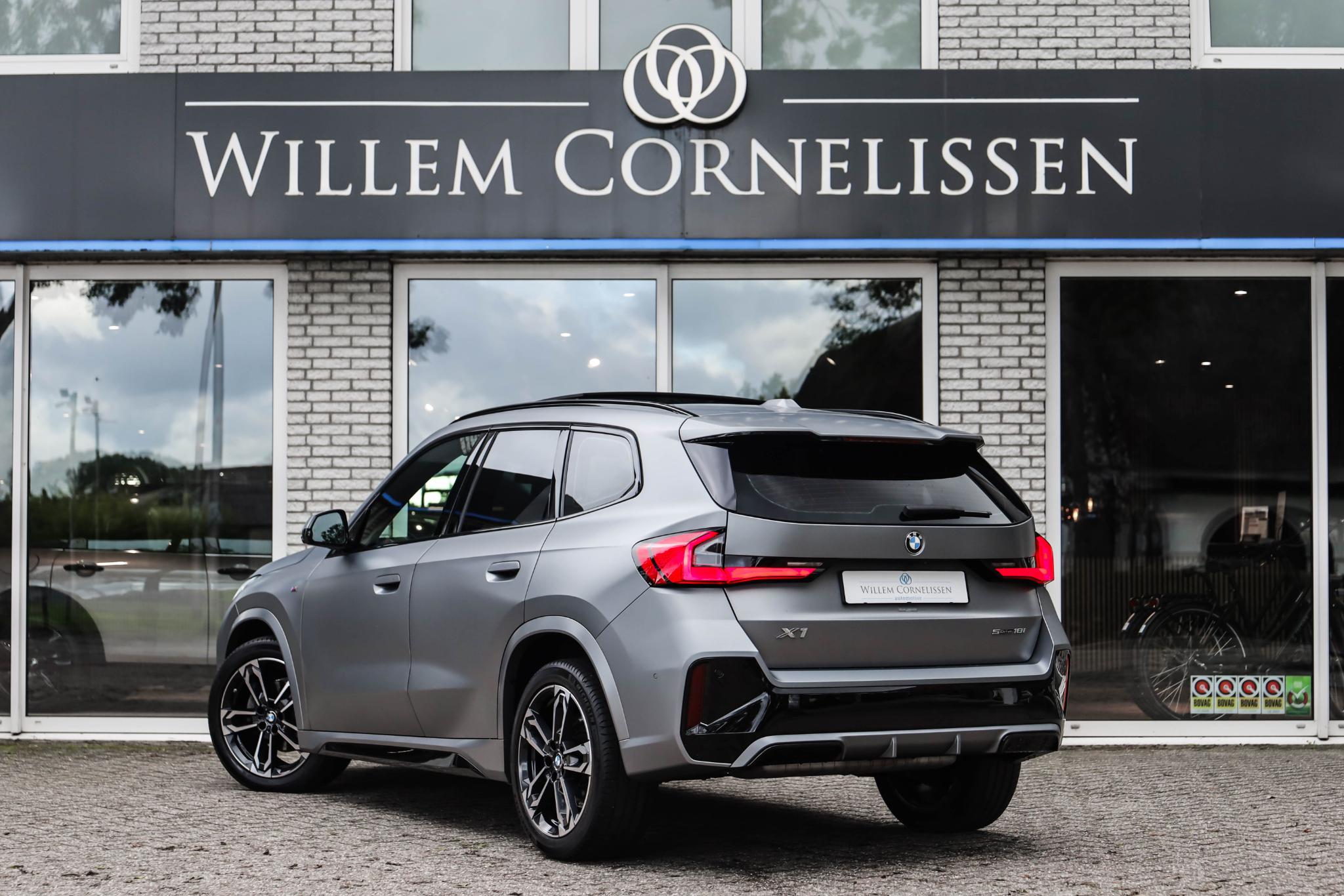 Foto van BMW X1 Sdrive18i