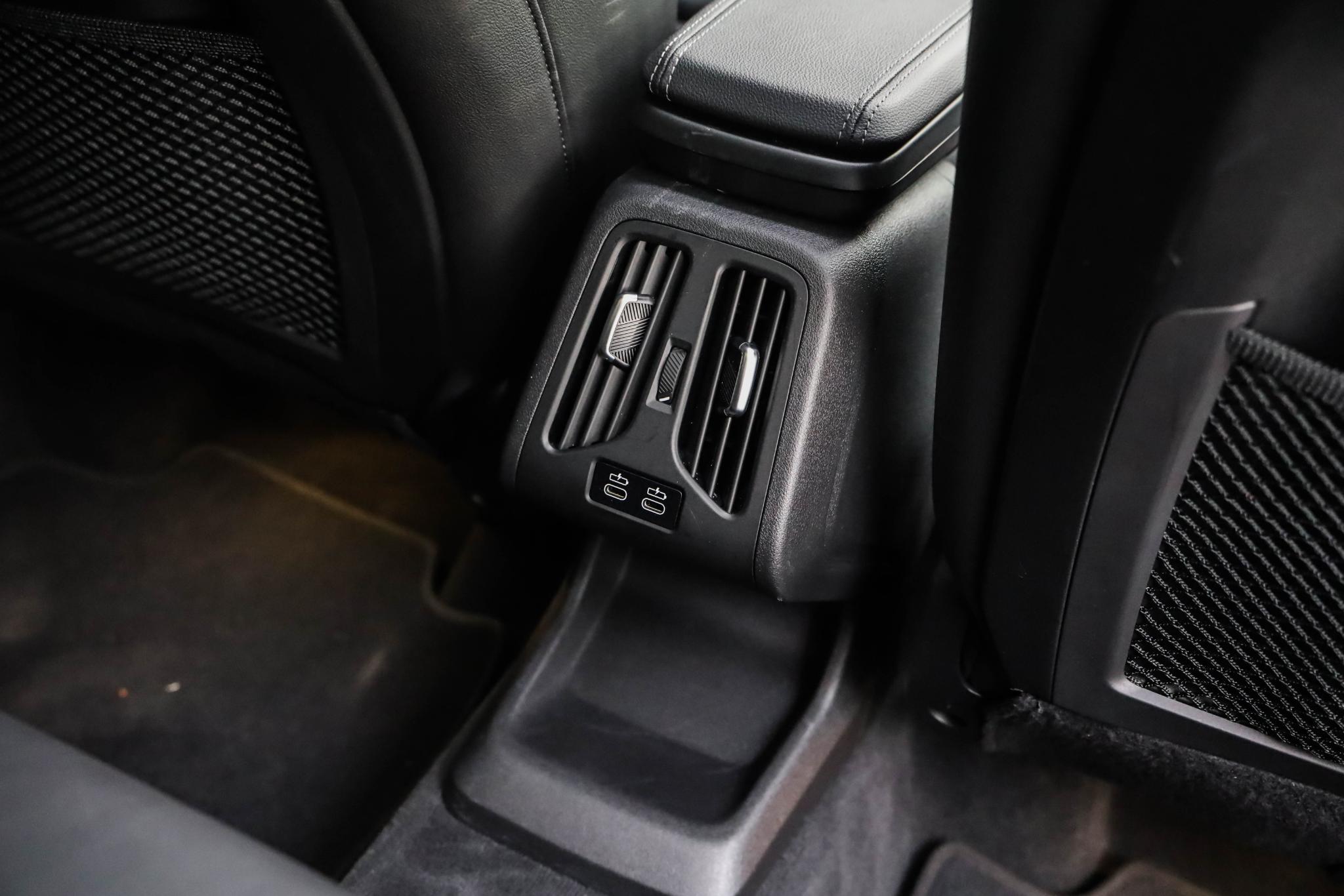 Foto van BMW X1 Sdrive18i
