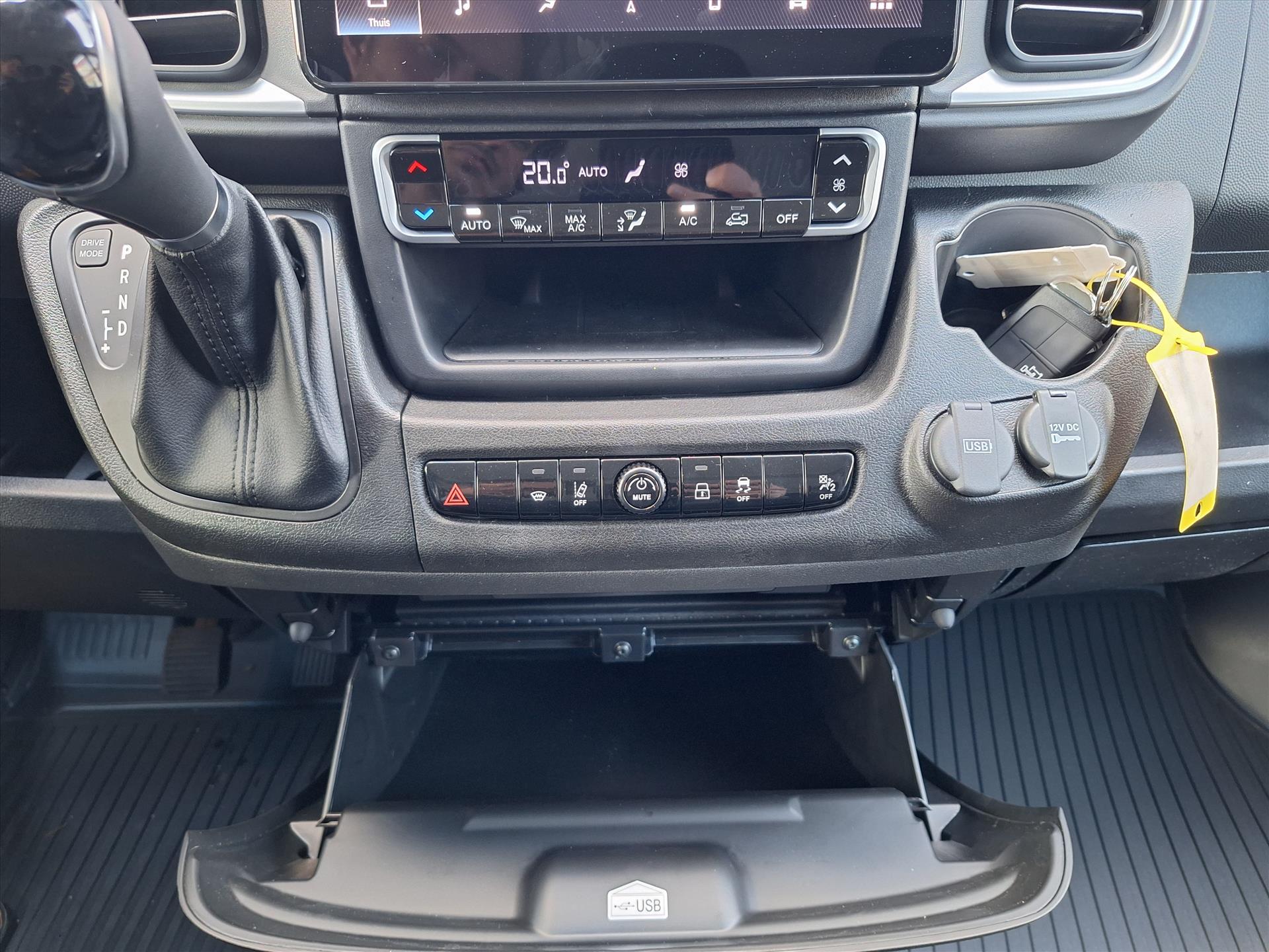 Foto van Peugeot Boxer