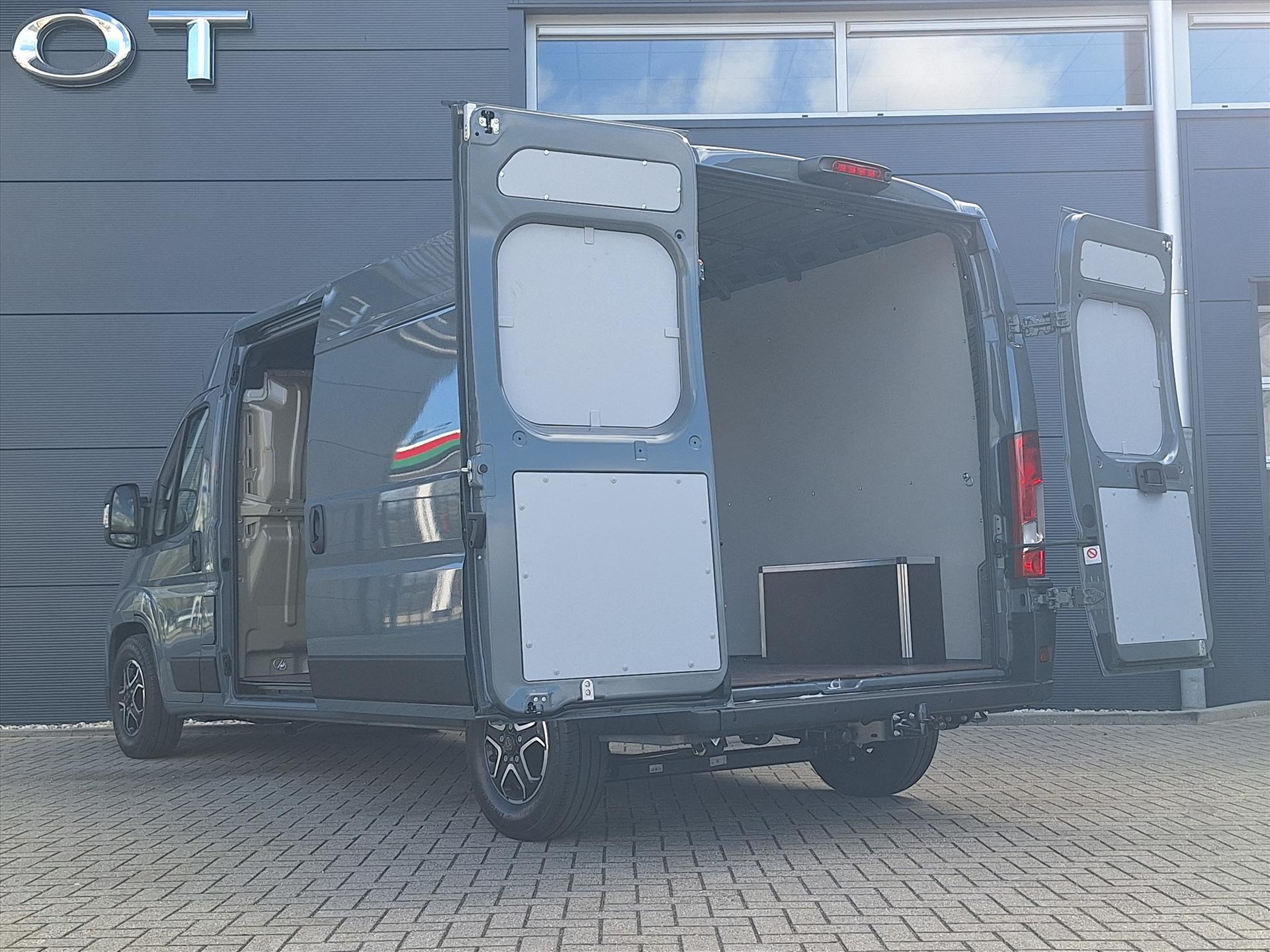 Foto van Peugeot Boxer