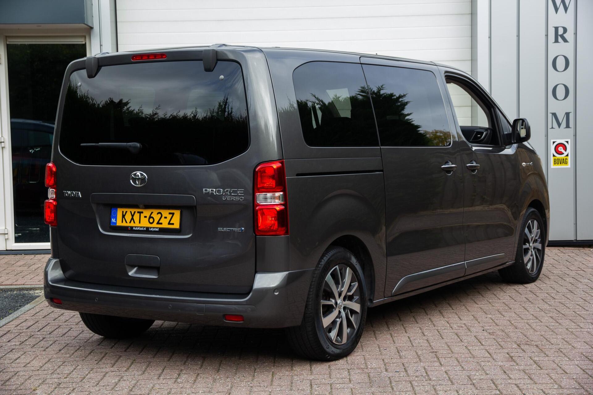 Foto van Toyota Proace Electric Shuttle