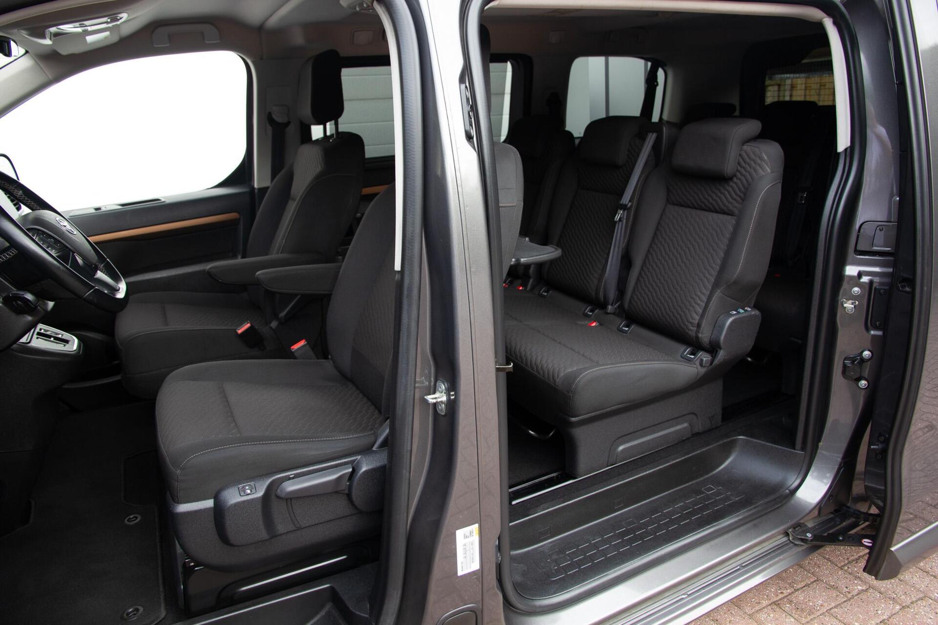 Foto van Toyota Proace Electric Shuttle