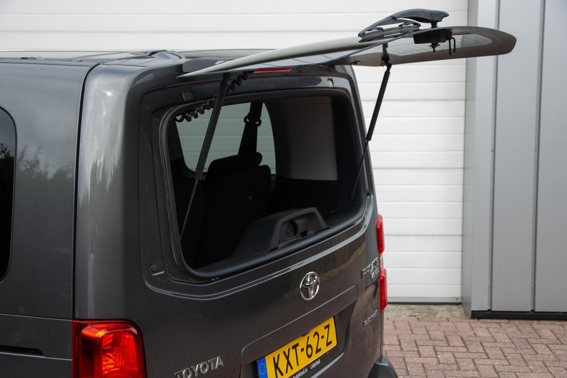 Foto van Toyota Proace Electric Shuttle