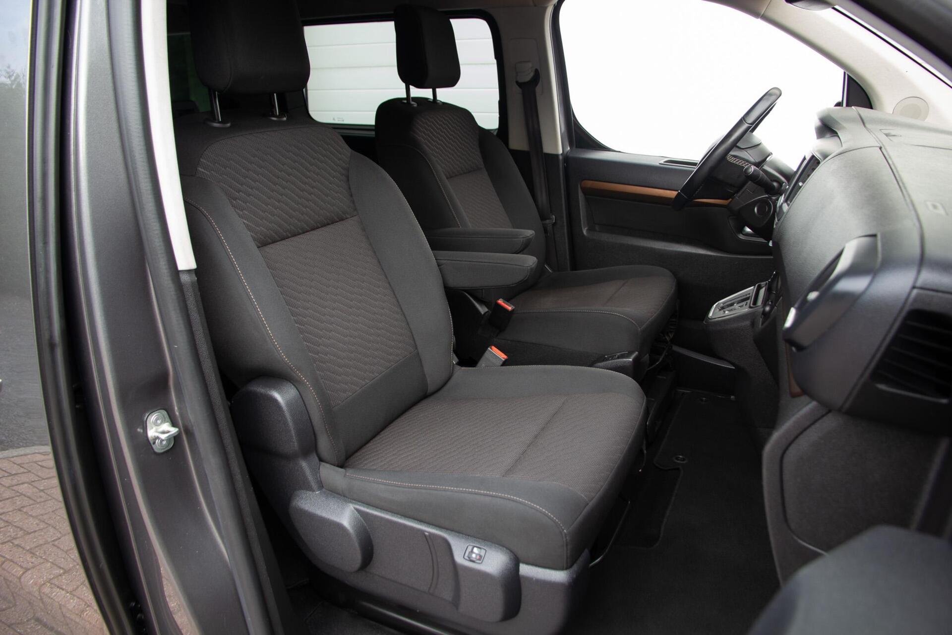 Foto van Toyota Proace Electric Shuttle