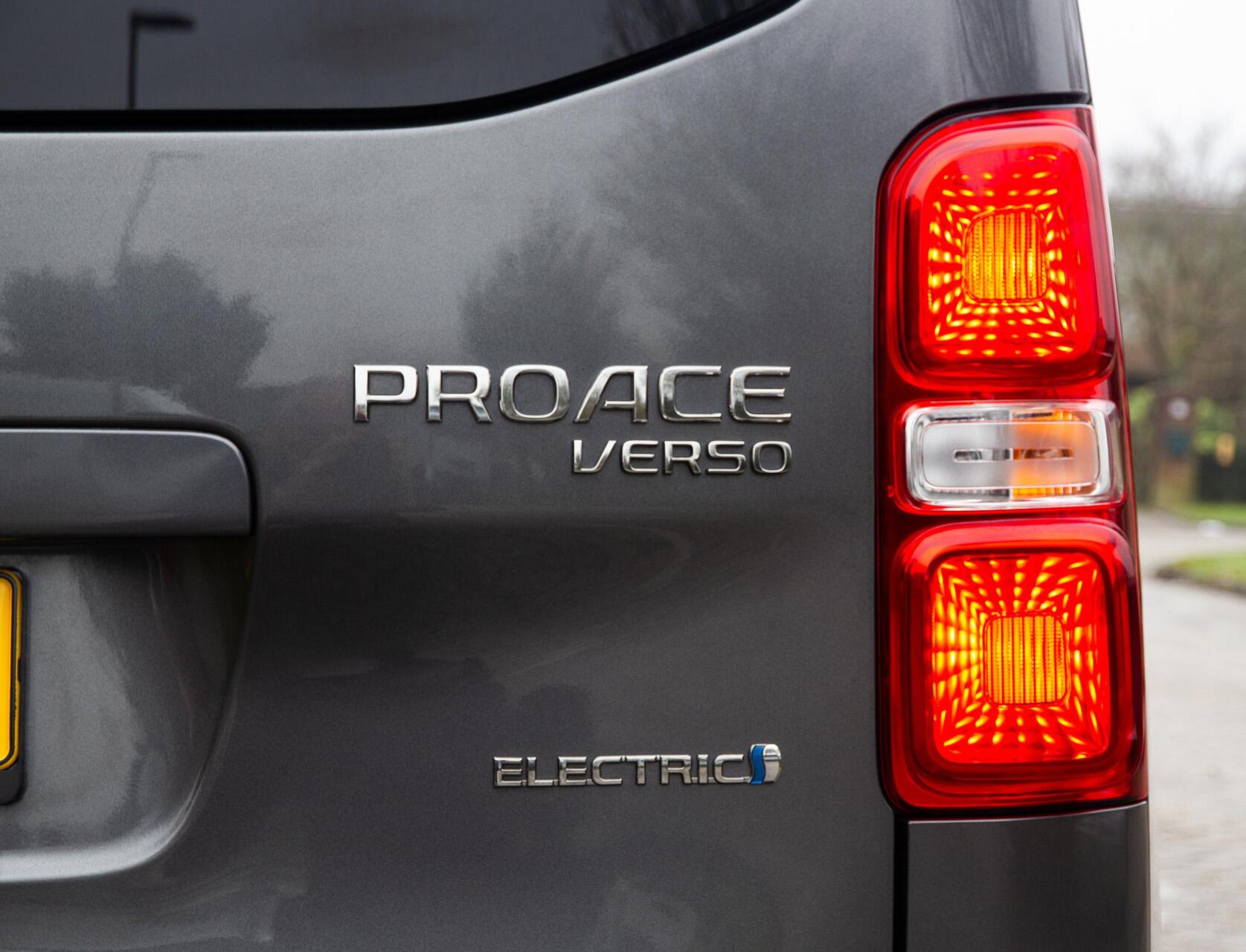 Foto van Toyota Proace Electric Shuttle