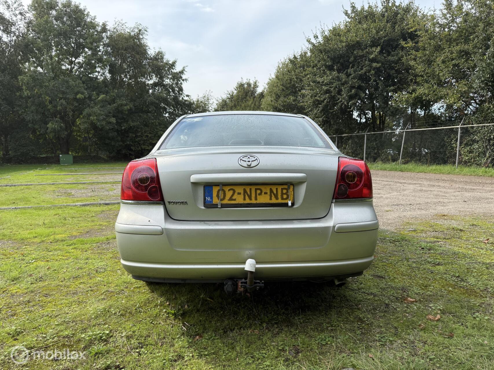 Foto van Toyota Toyota Avensis