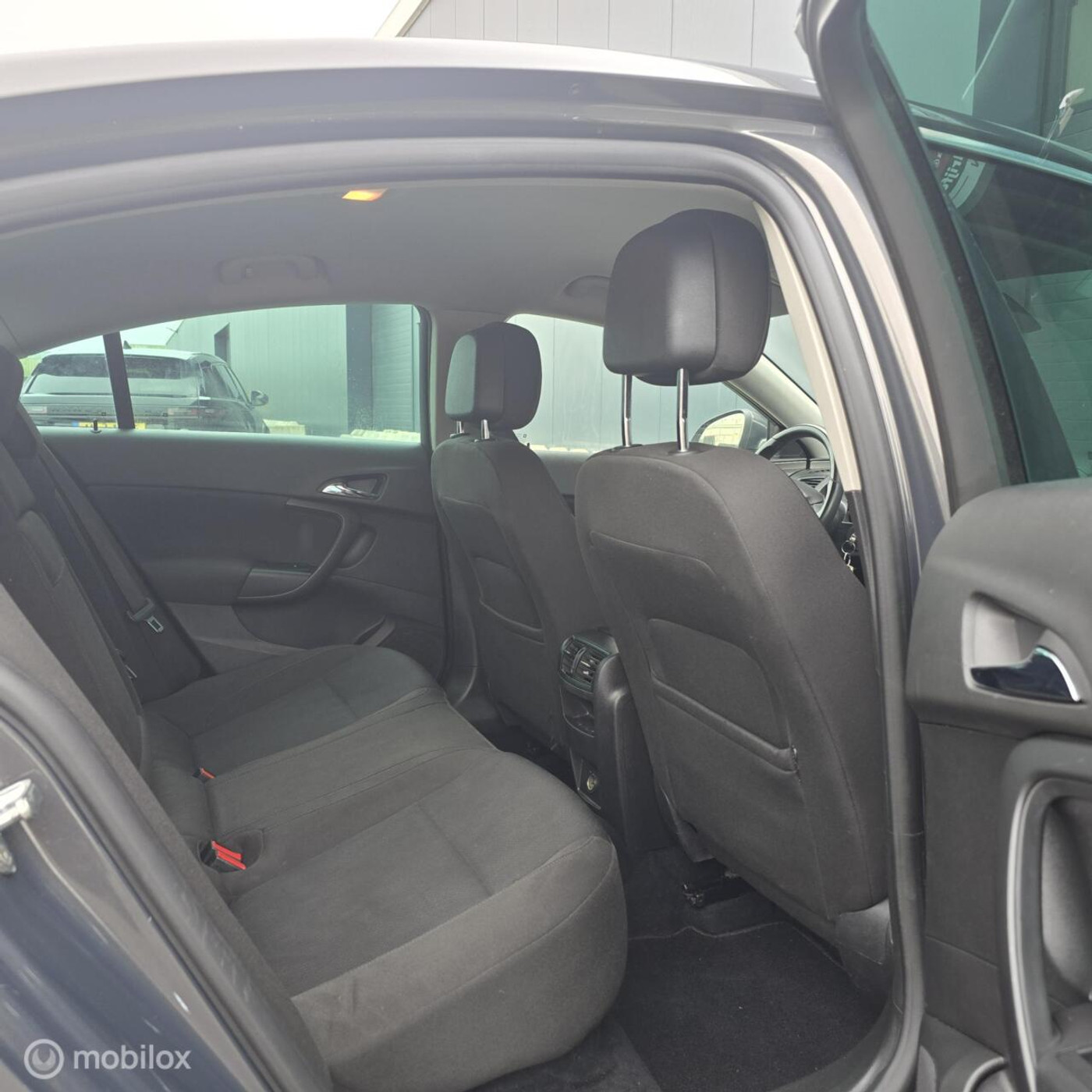 Foto van Opel Insignia Limousine NB