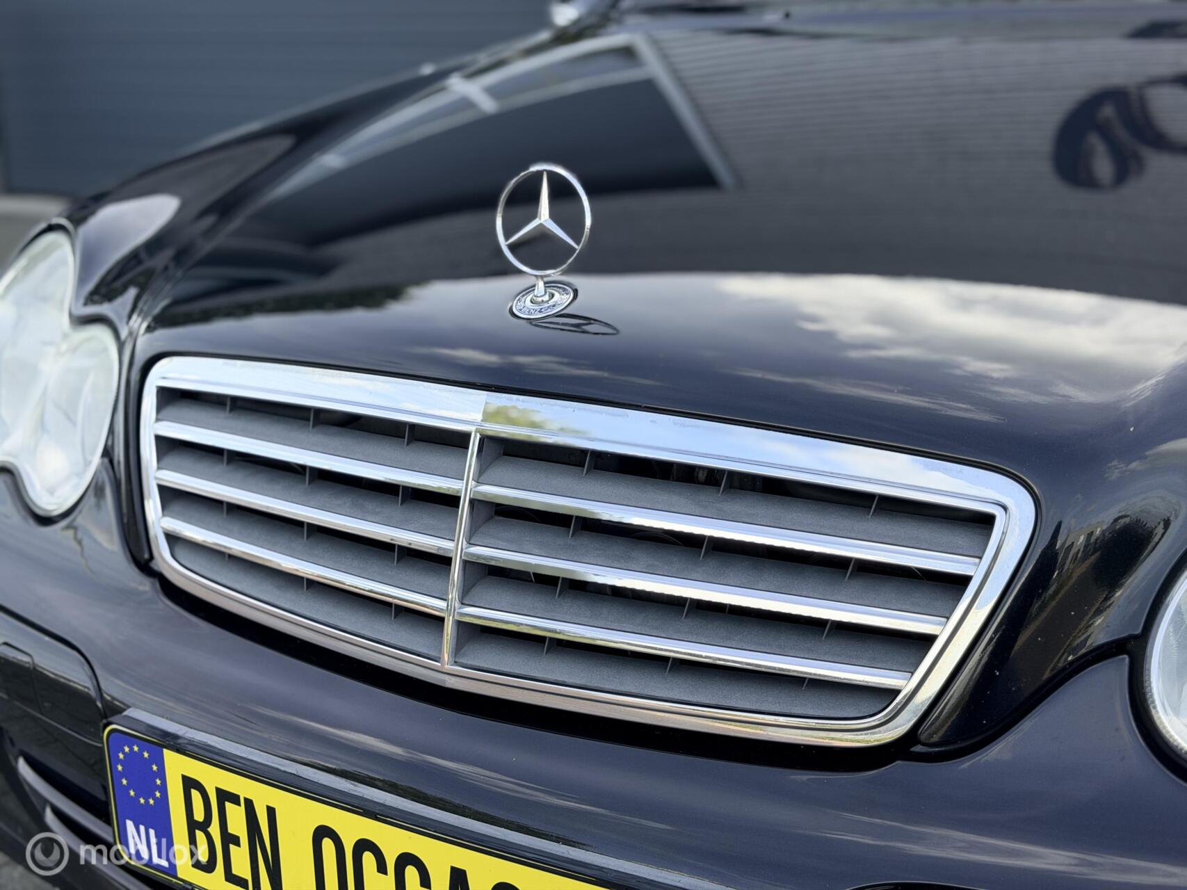 Foto van Mercedes-Benz C 180 Kompressor