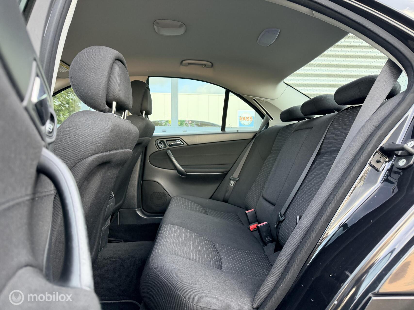 Foto van Mercedes-Benz C 180 Kompressor