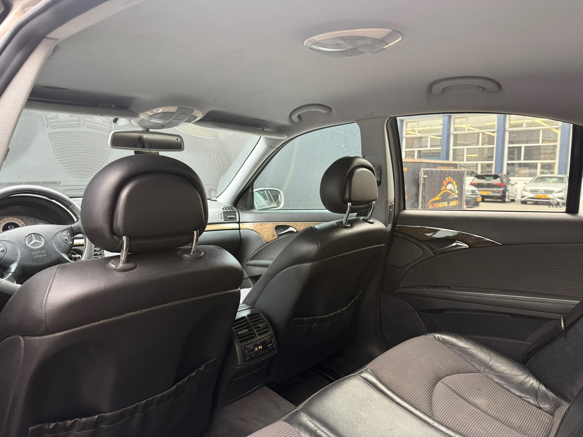 Foto van Mercedes-Benz E 200 Kompressor