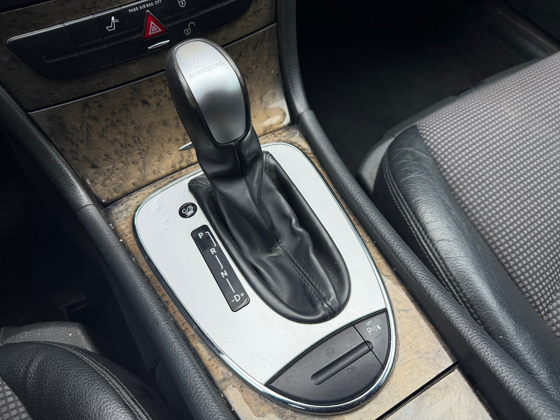 Foto van Mercedes-Benz E 200 Kompressor