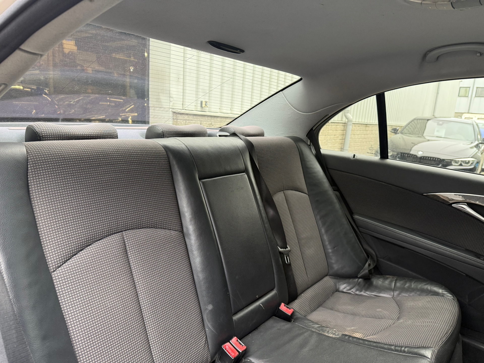 Foto van Mercedes-Benz E 200 Kompressor