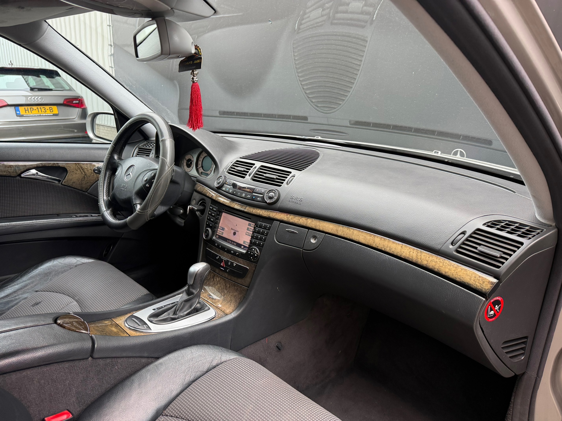 Foto van Mercedes-Benz E 200 Kompressor
