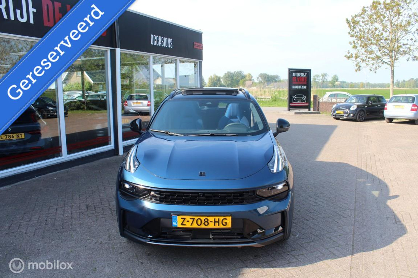 Foto van LYNK & Co 01