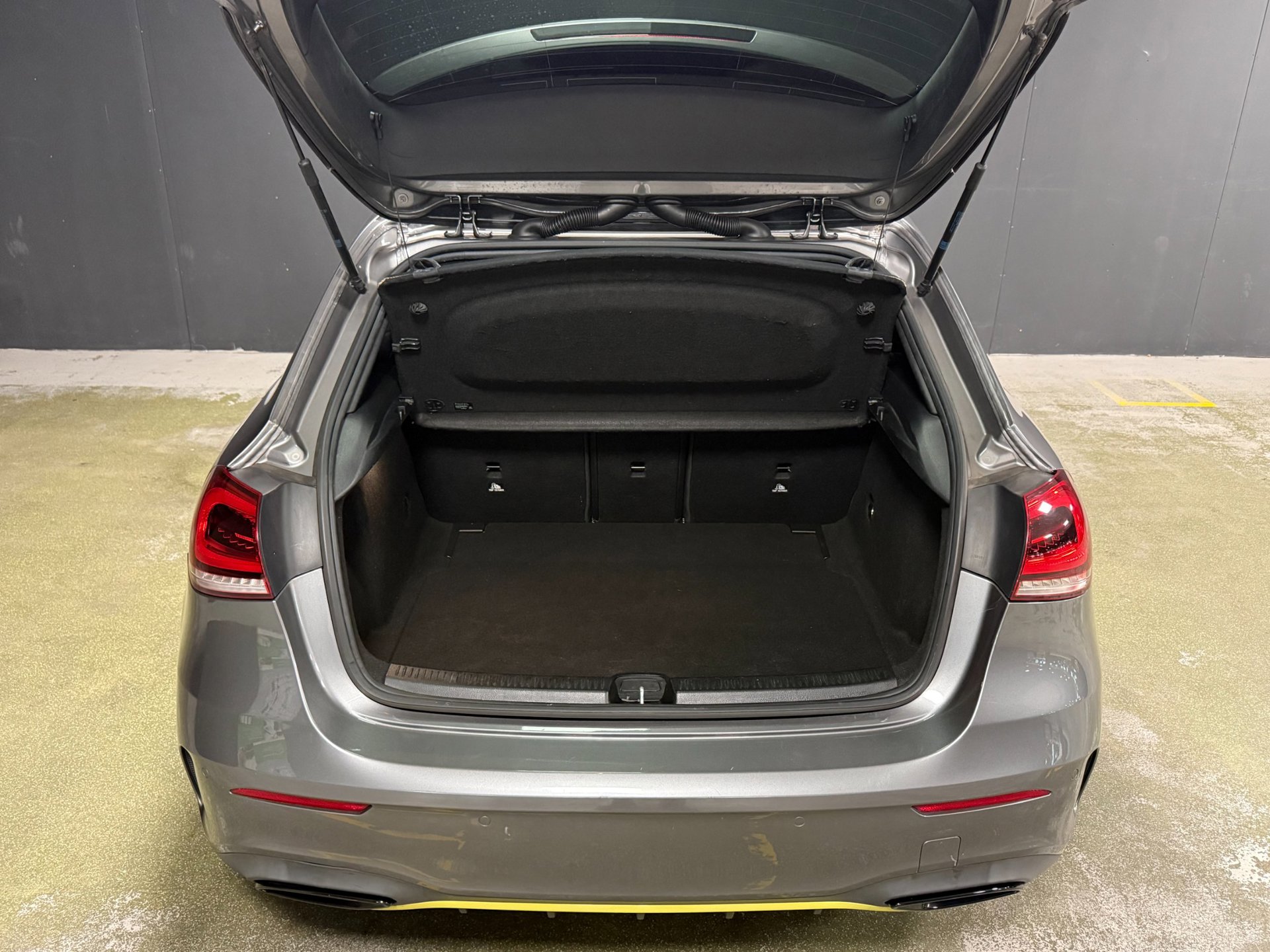 Foto van Mercedes-Benz A 250