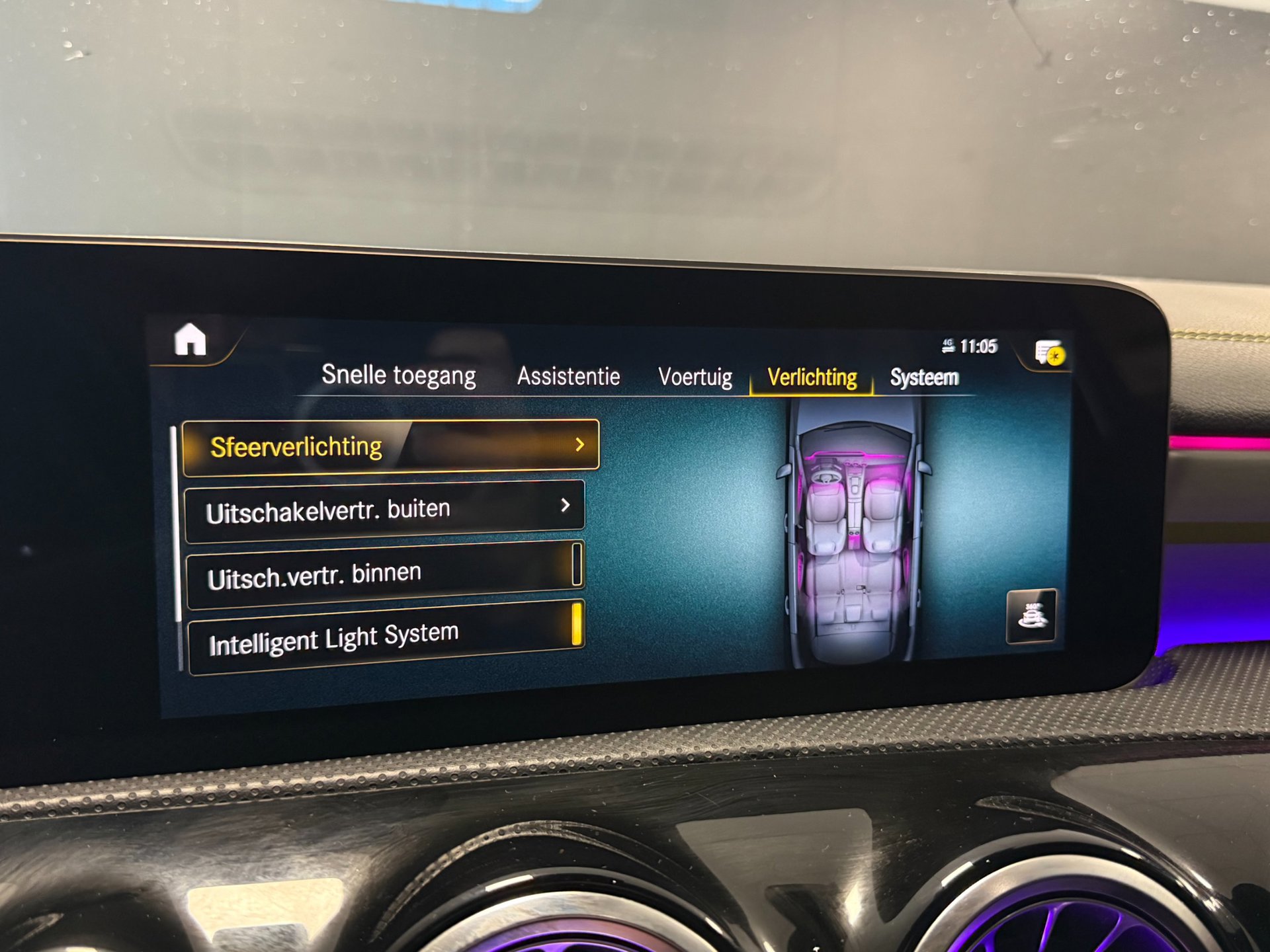 Foto van Mercedes-Benz A 250