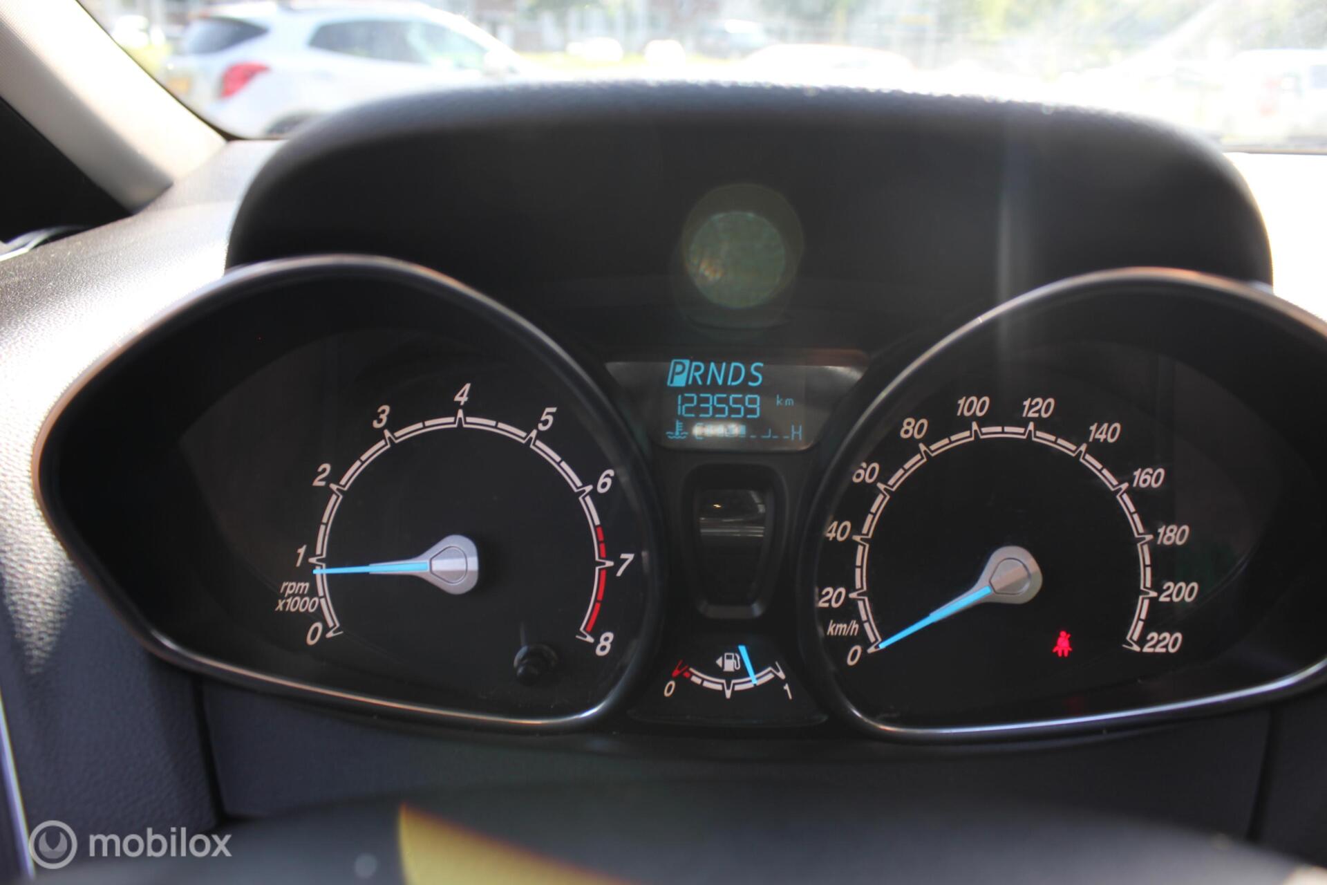 Foto van Ford B-max