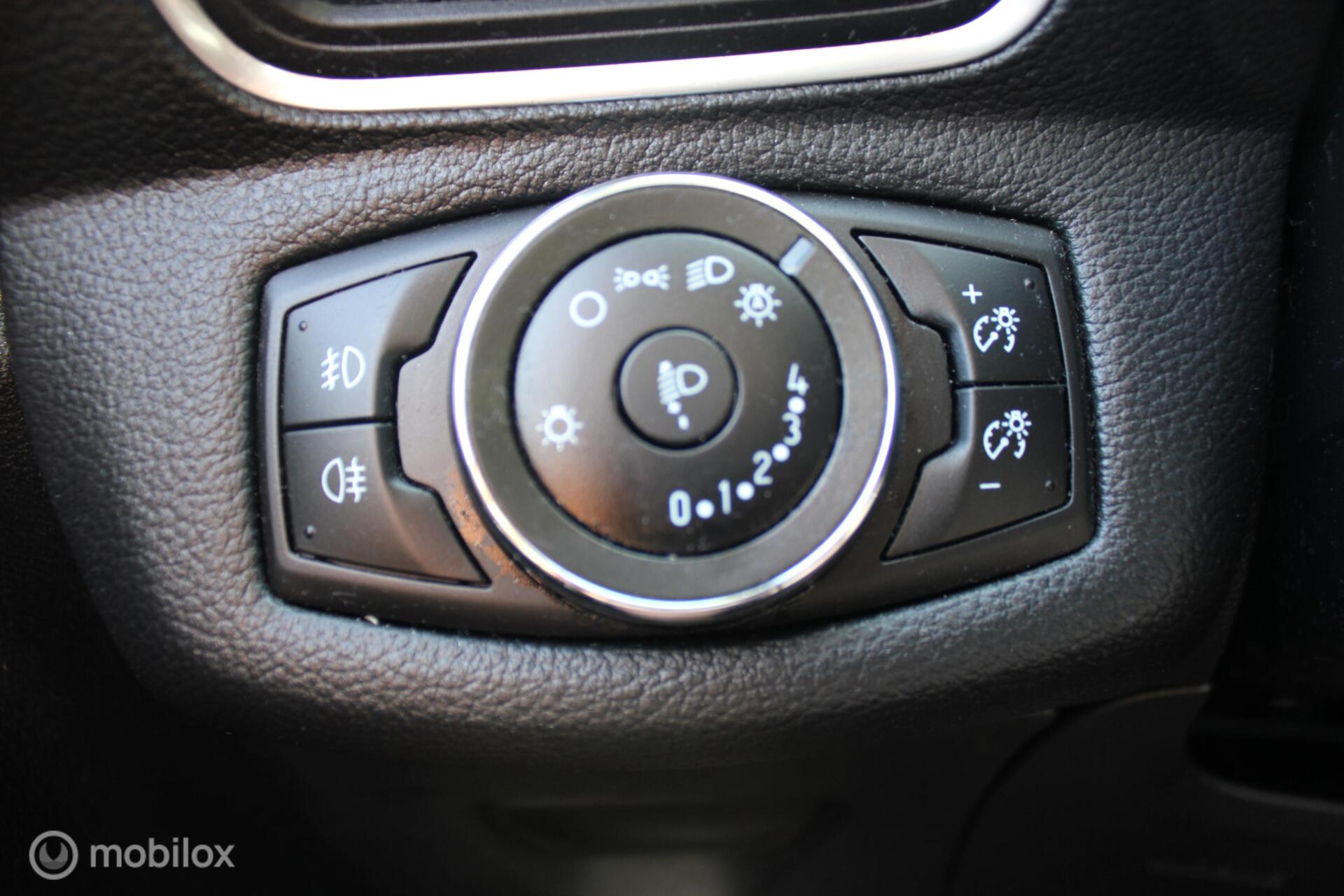 Foto van Ford B-max