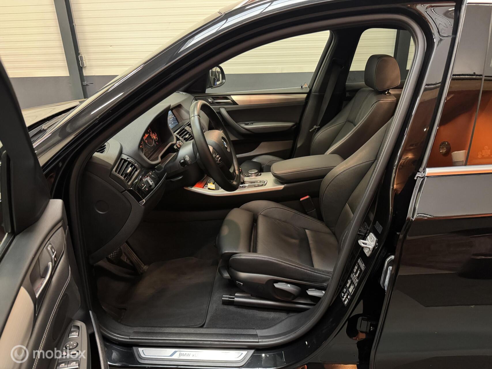 Foto van BMW X4 Xdrive20i