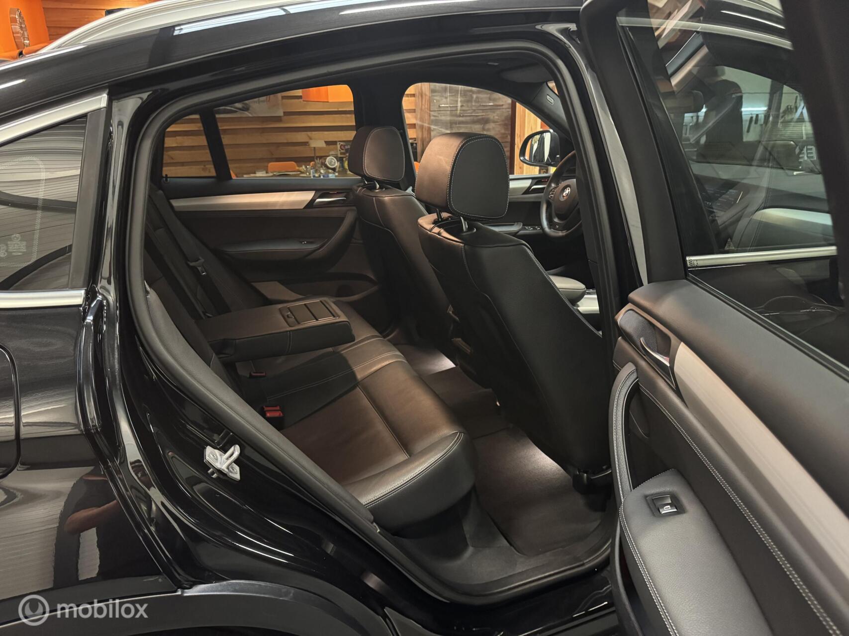 Foto van BMW X4 Xdrive20i
