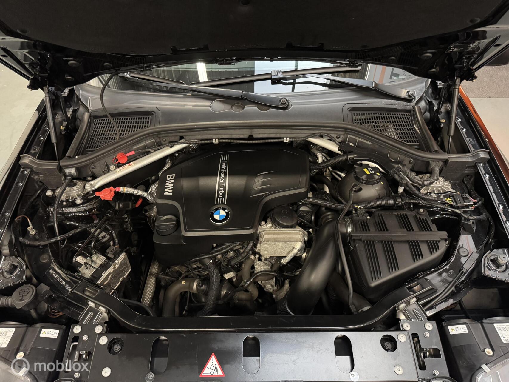 Foto van BMW X4 Xdrive20i