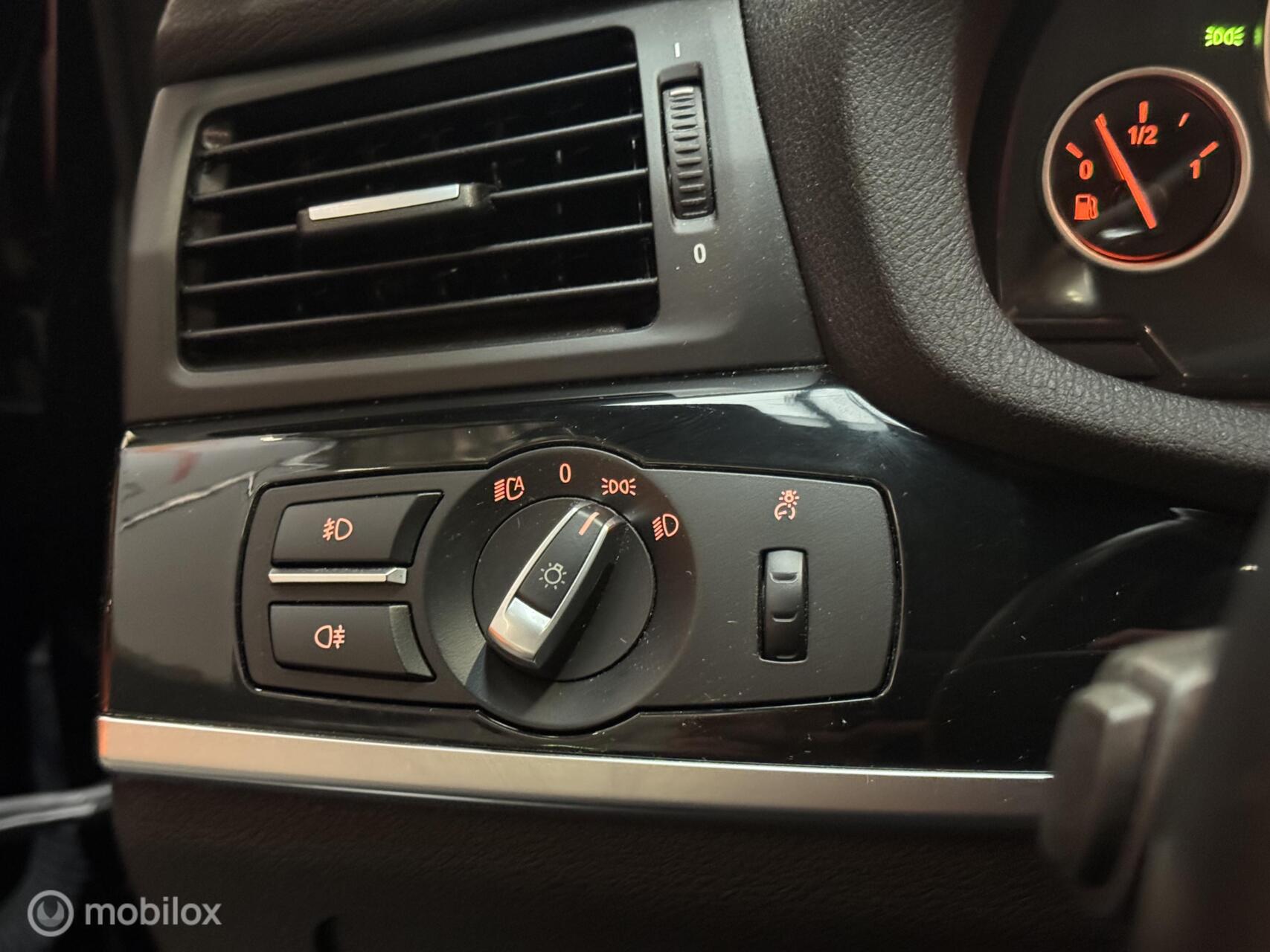 Foto van BMW X4 Xdrive20i