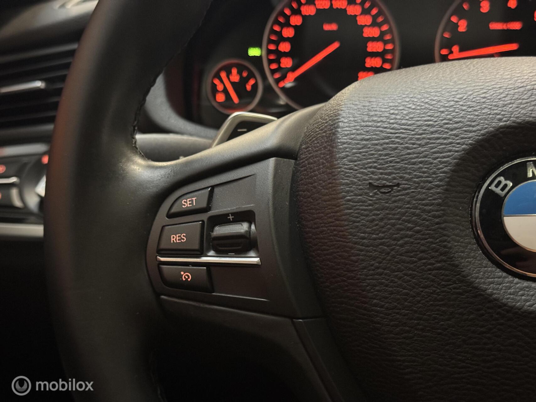 Foto van BMW X4 Xdrive20i