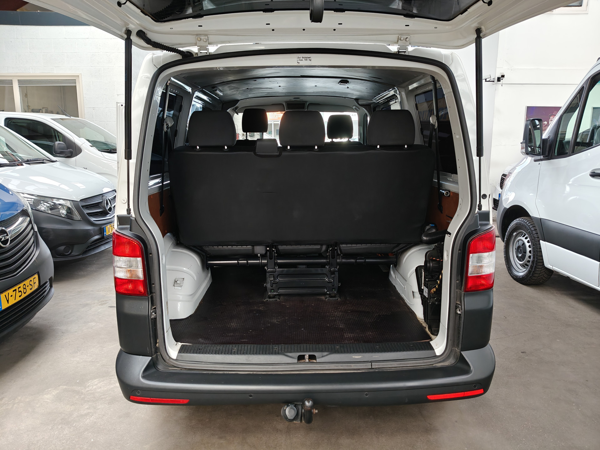 Foto van Volkswagen Transporter Kombi