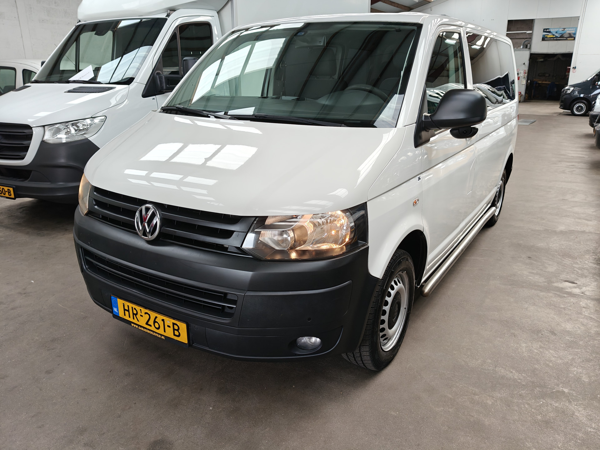 Volkswagen Transporter Kombi 2.0 TDI KOMBI PERSONENBUS AUTOM 2016 - voorkant