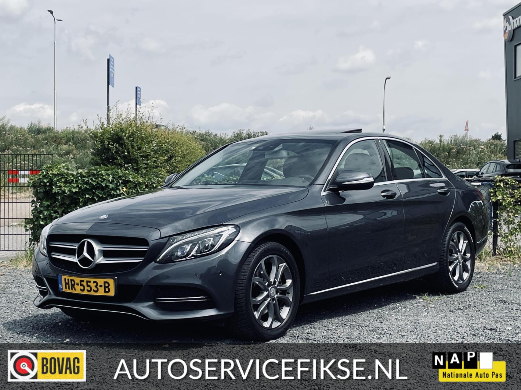 Foto van Mercedes-Benz C 200