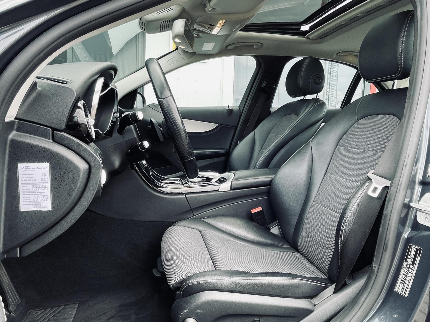 Foto van Mercedes-Benz C 200