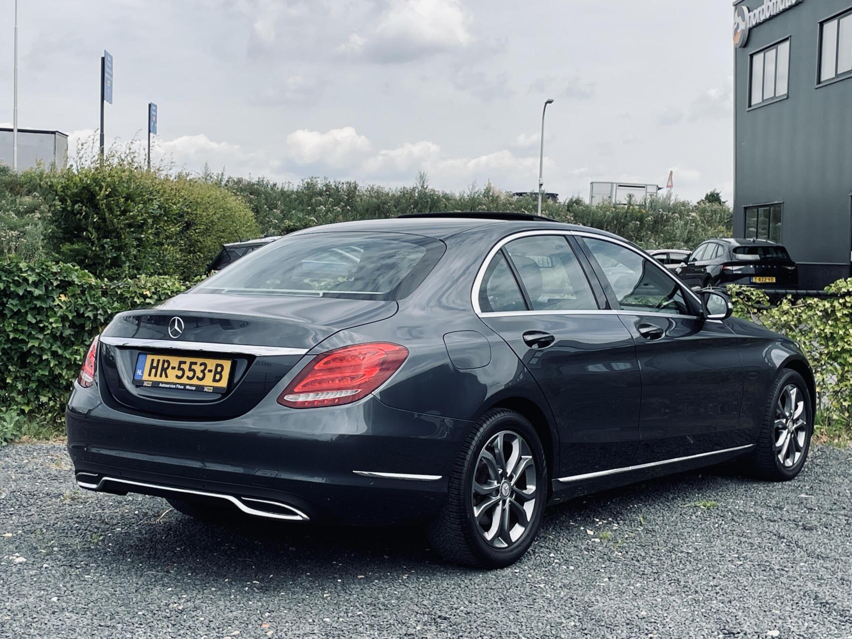 Foto van Mercedes-Benz C 200