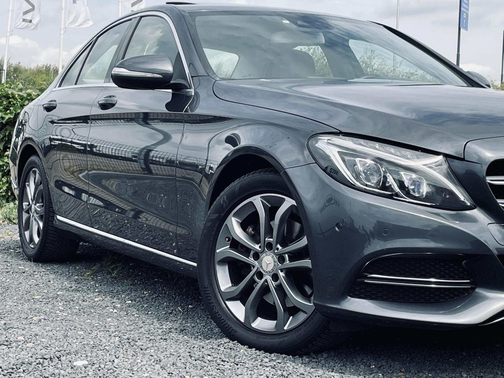 Foto van Mercedes-Benz C 200