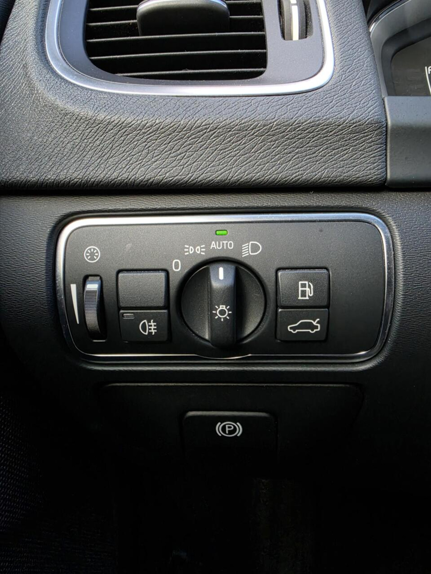 Foto van Volvo V60 Twin Engine