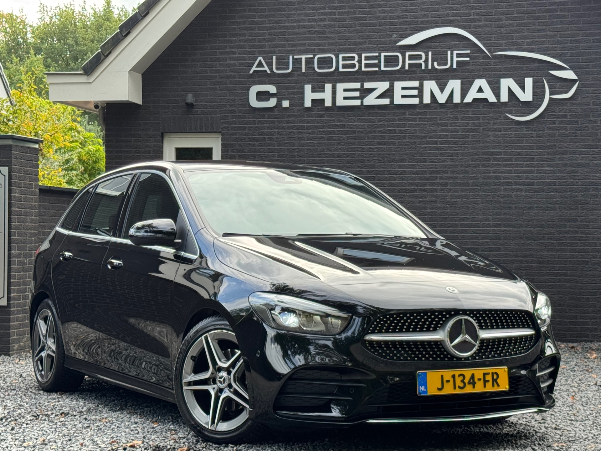 Foto van Mercedes-Benz B 180 D