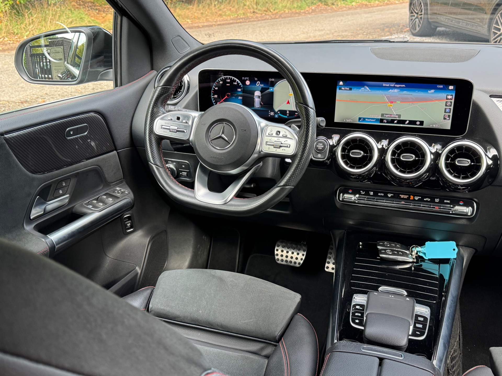Foto van Mercedes-Benz B 180 D