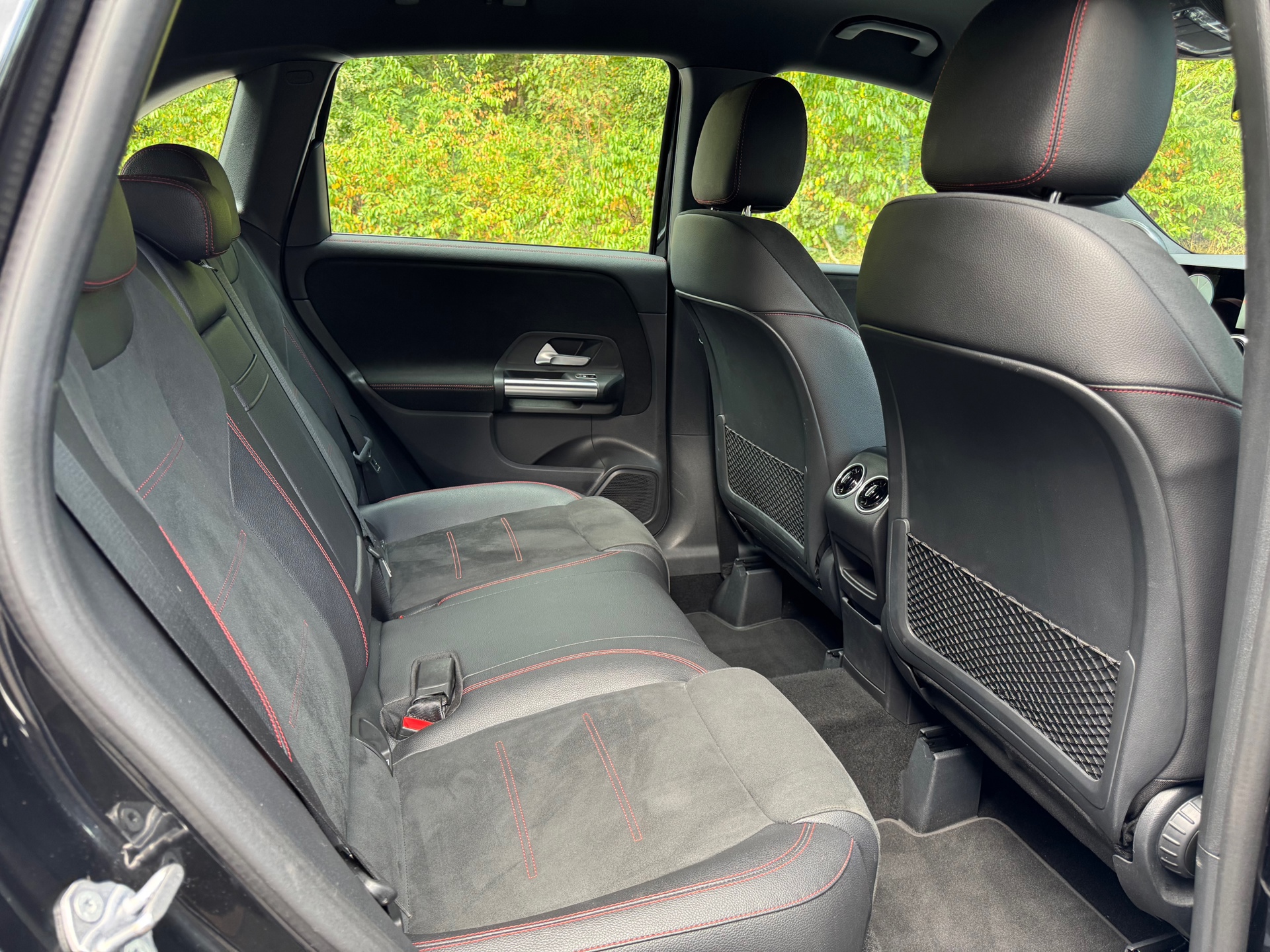 Foto van Mercedes-Benz B 180 D