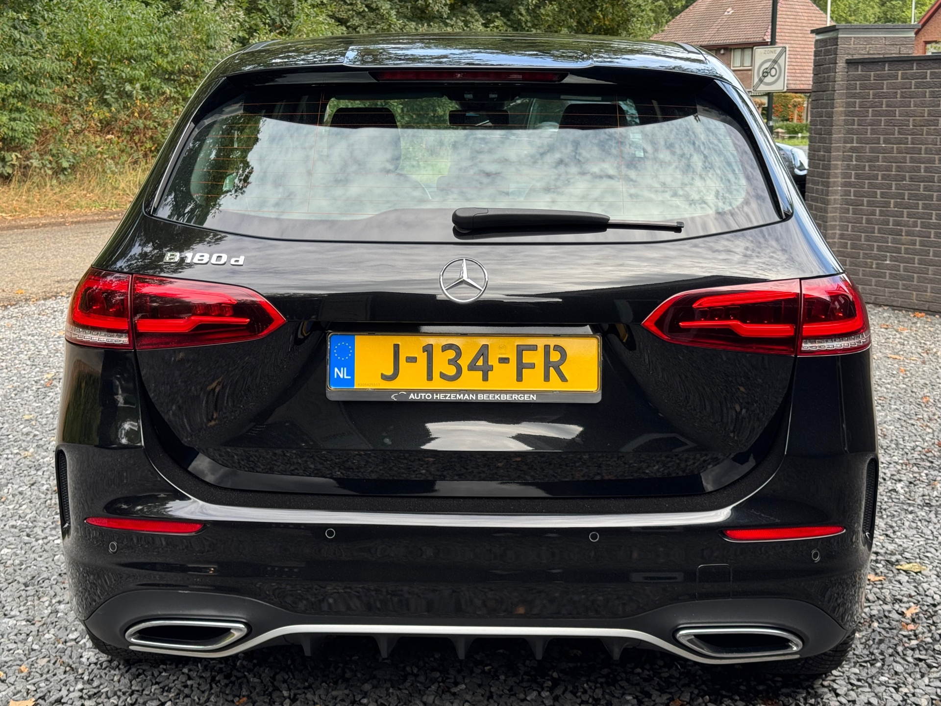 Foto van Mercedes-Benz B 180 D