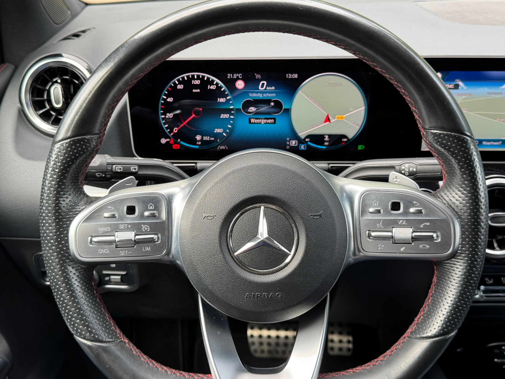 Foto van Mercedes-Benz B 180 D