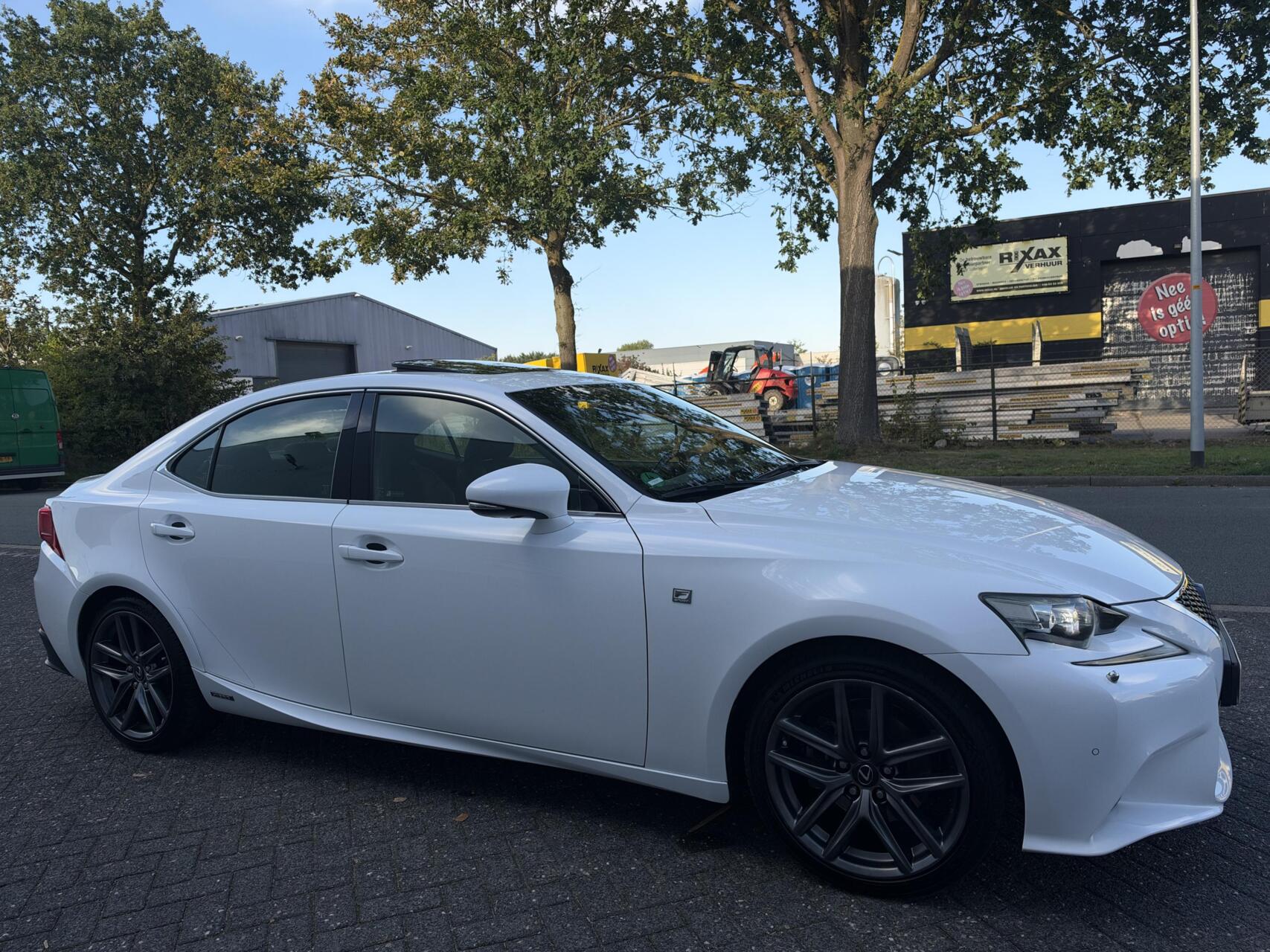 Foto van Lexus Lexus Is300h
