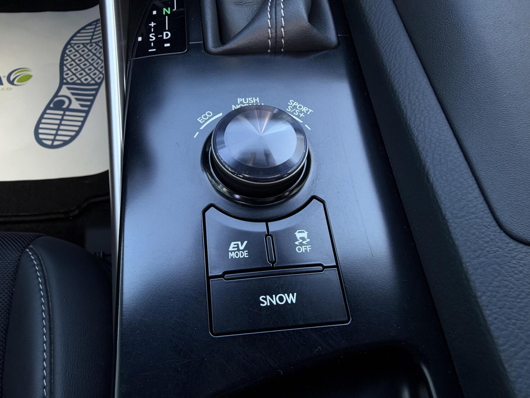 Foto van Lexus Lexus Is300h
